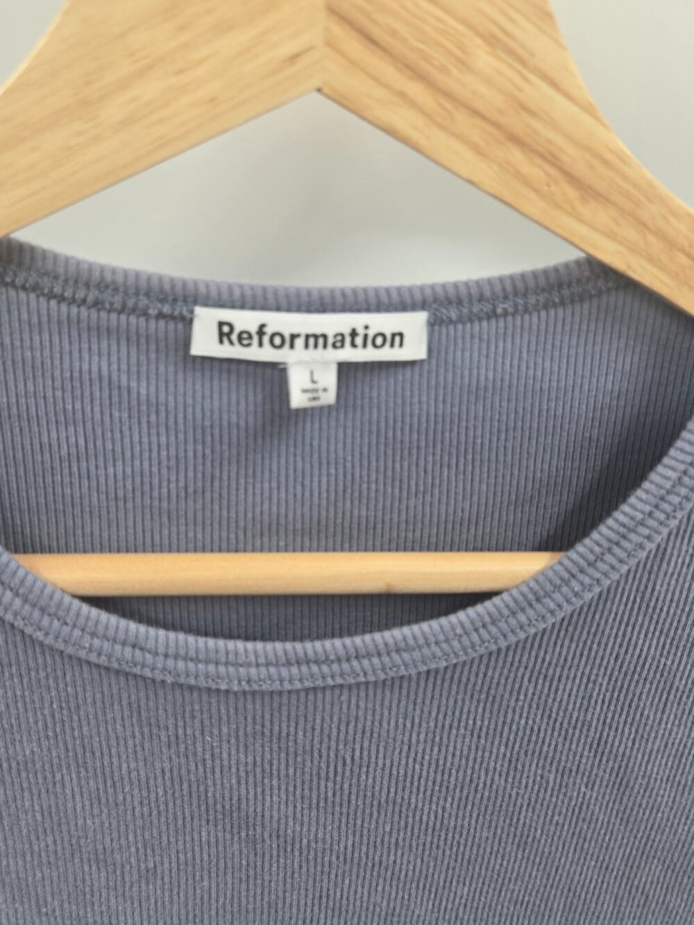 Reformation Grey Blue Fitted Ribbed Cropped Organic Cotton Baby Tee Shirt Large - Picture 3 of 8